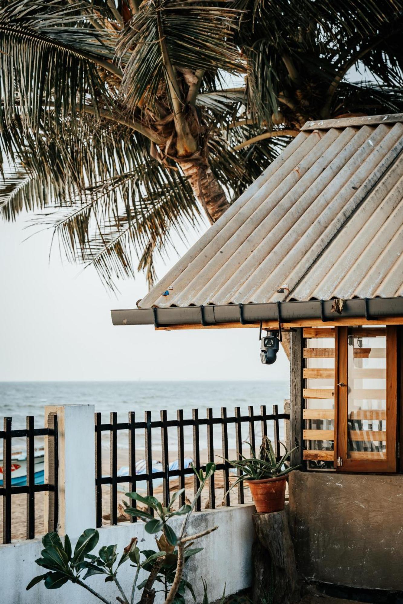 Winston Sea Front Villa Negombo Exterior foto