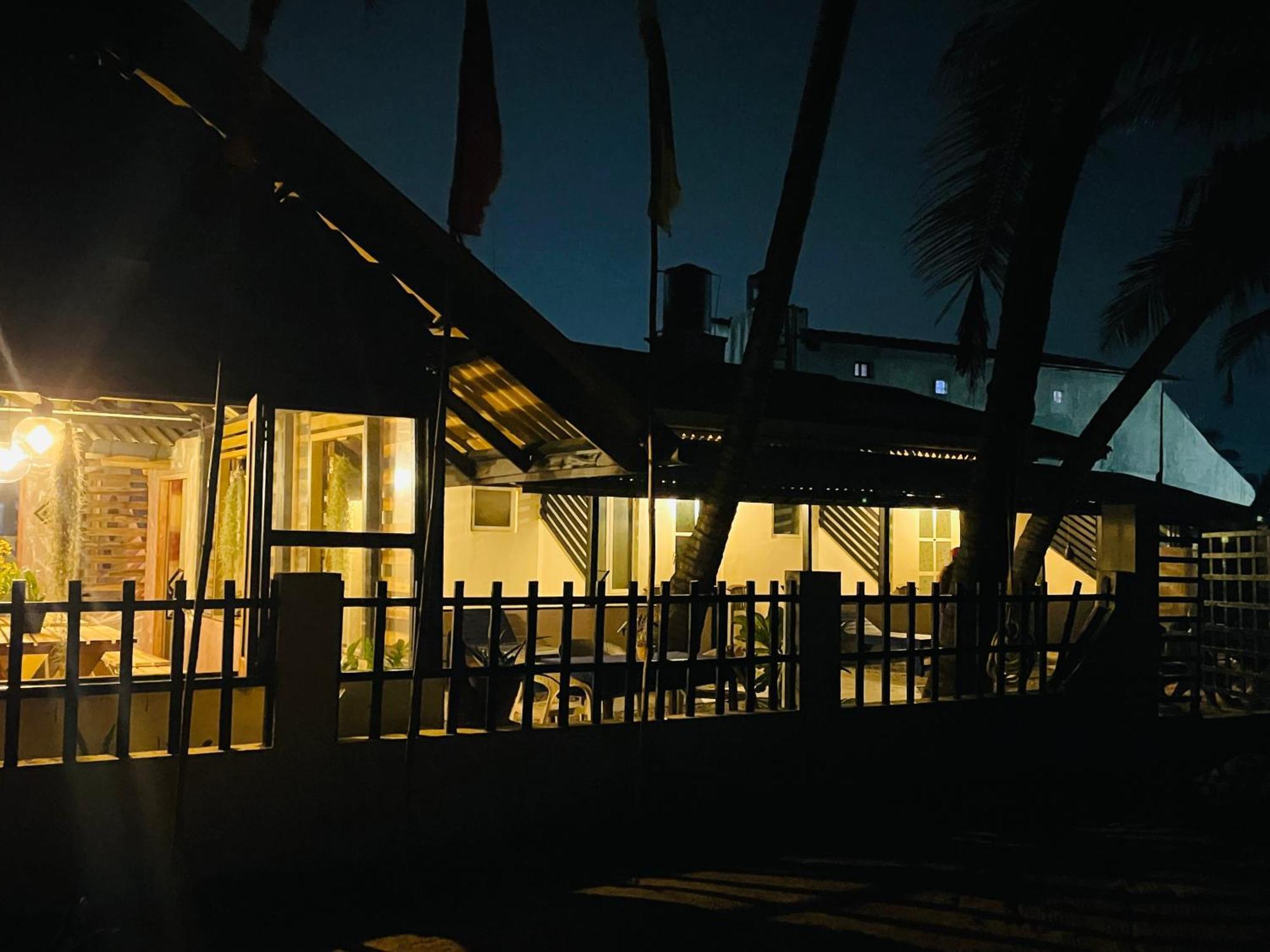 Winston Sea Front Villa Negombo Exterior foto