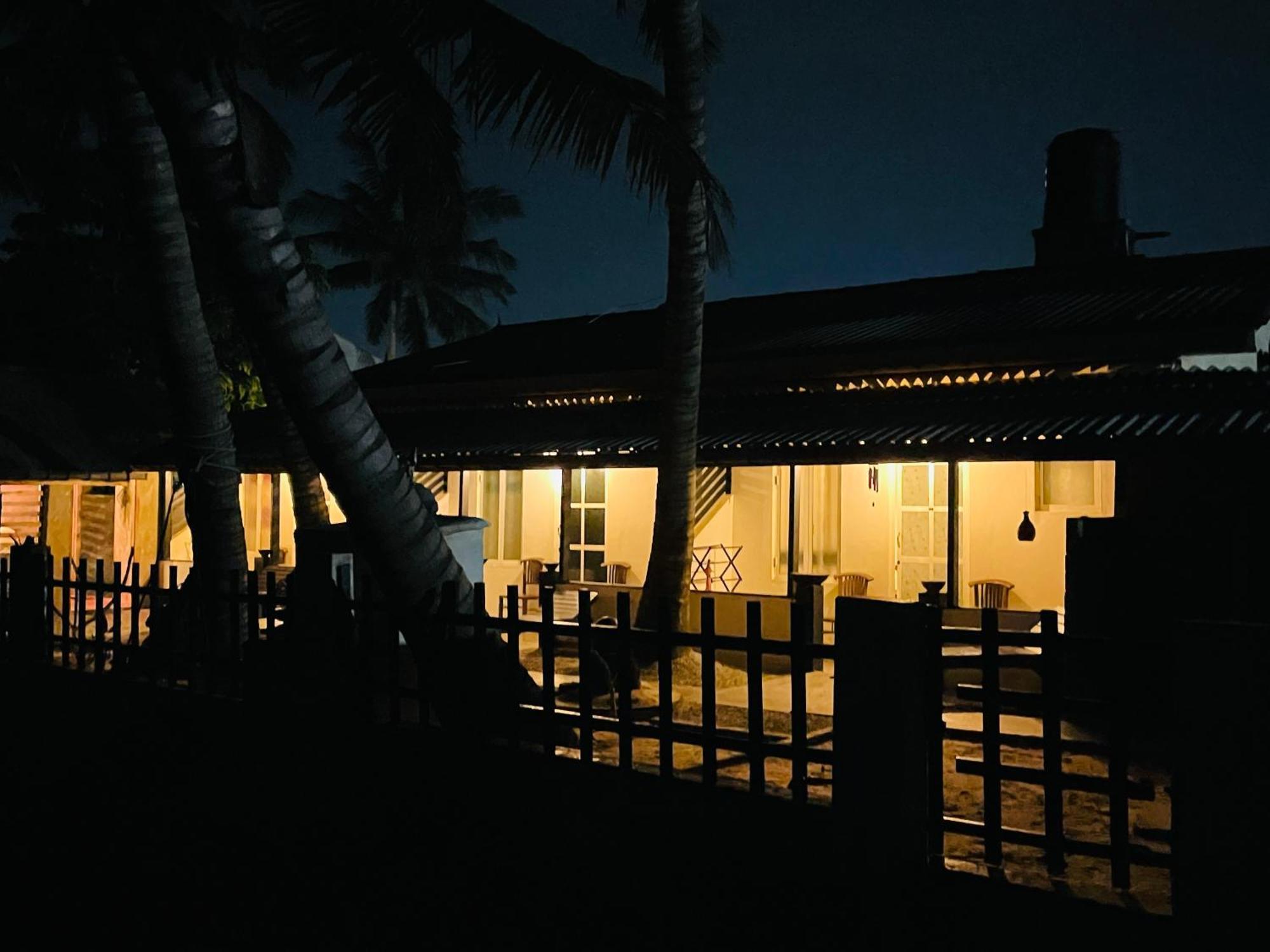 Winston Sea Front Villa Negombo Exterior foto
