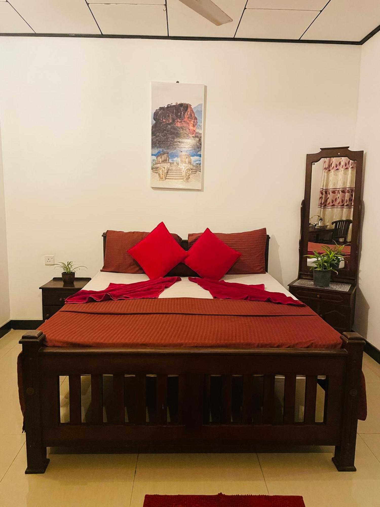 Winston Sea Front Villa Negombo Exterior foto