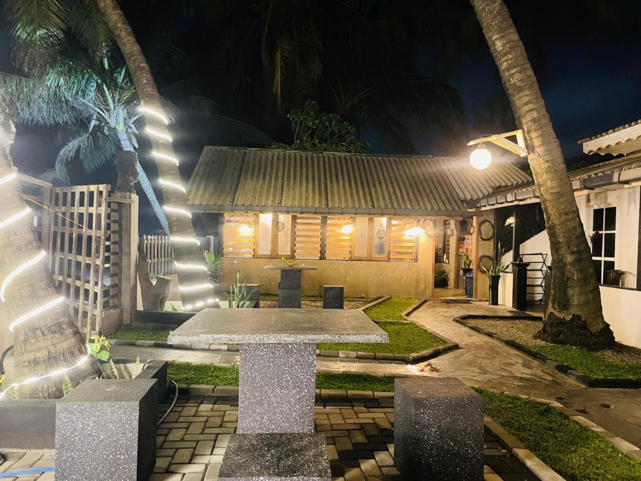 Winston Sea Front Villa Negombo Exterior foto