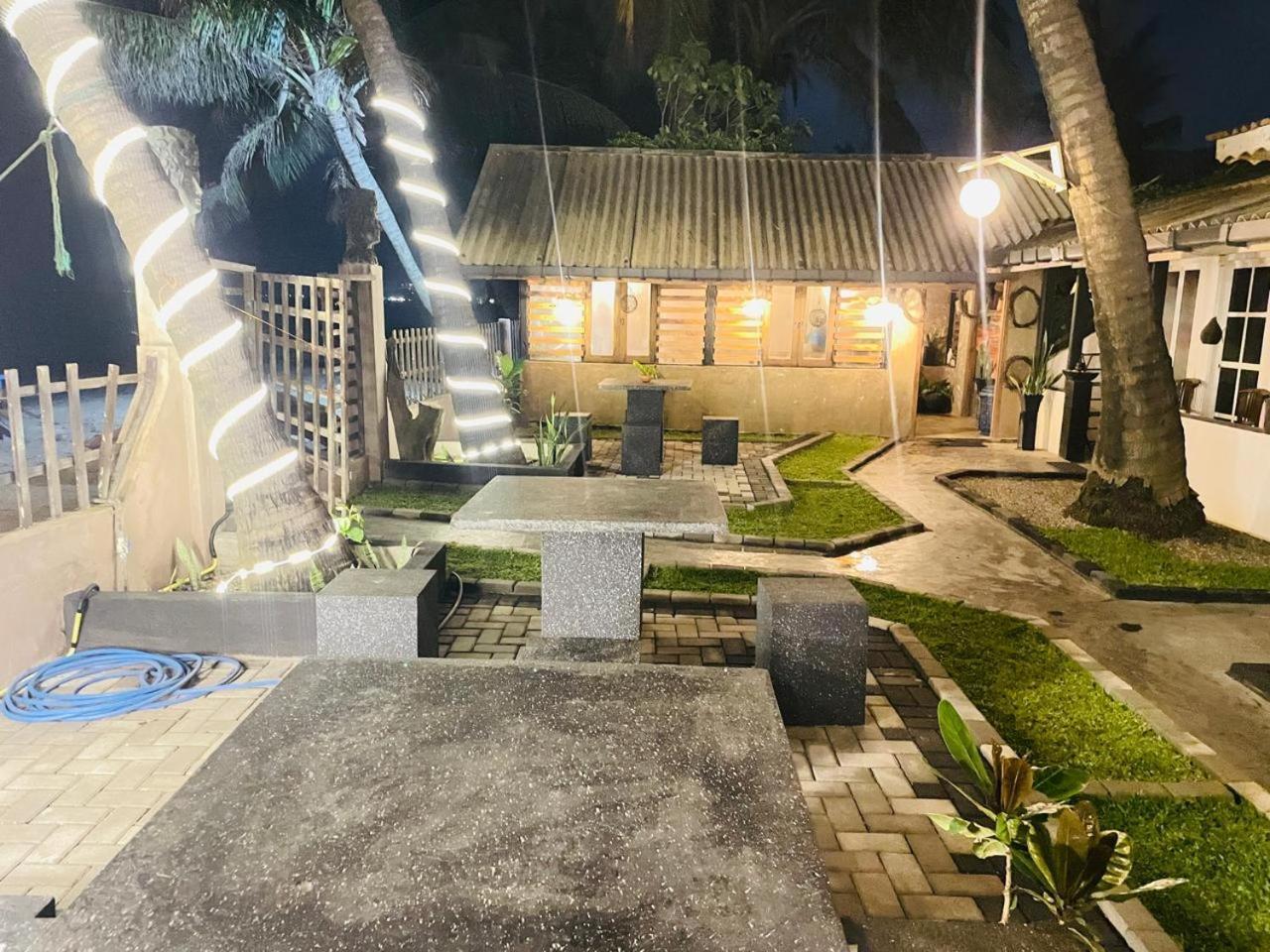 Winston Sea Front Villa Negombo Exterior foto