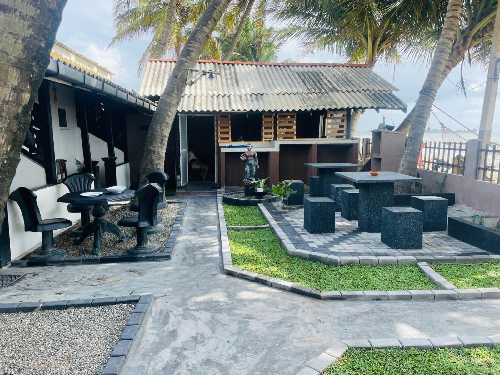 Winston Sea Front Villa Negombo Exterior foto