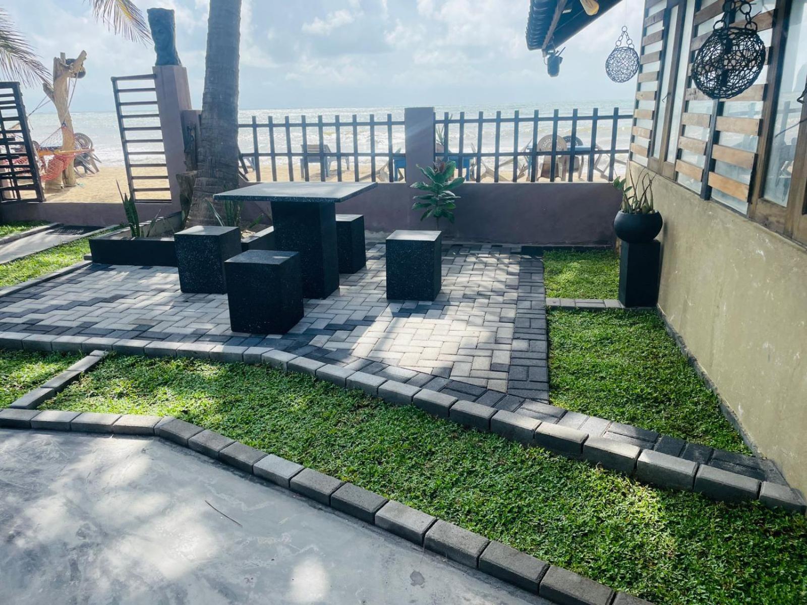 Winston Sea Front Villa Negombo Exterior foto